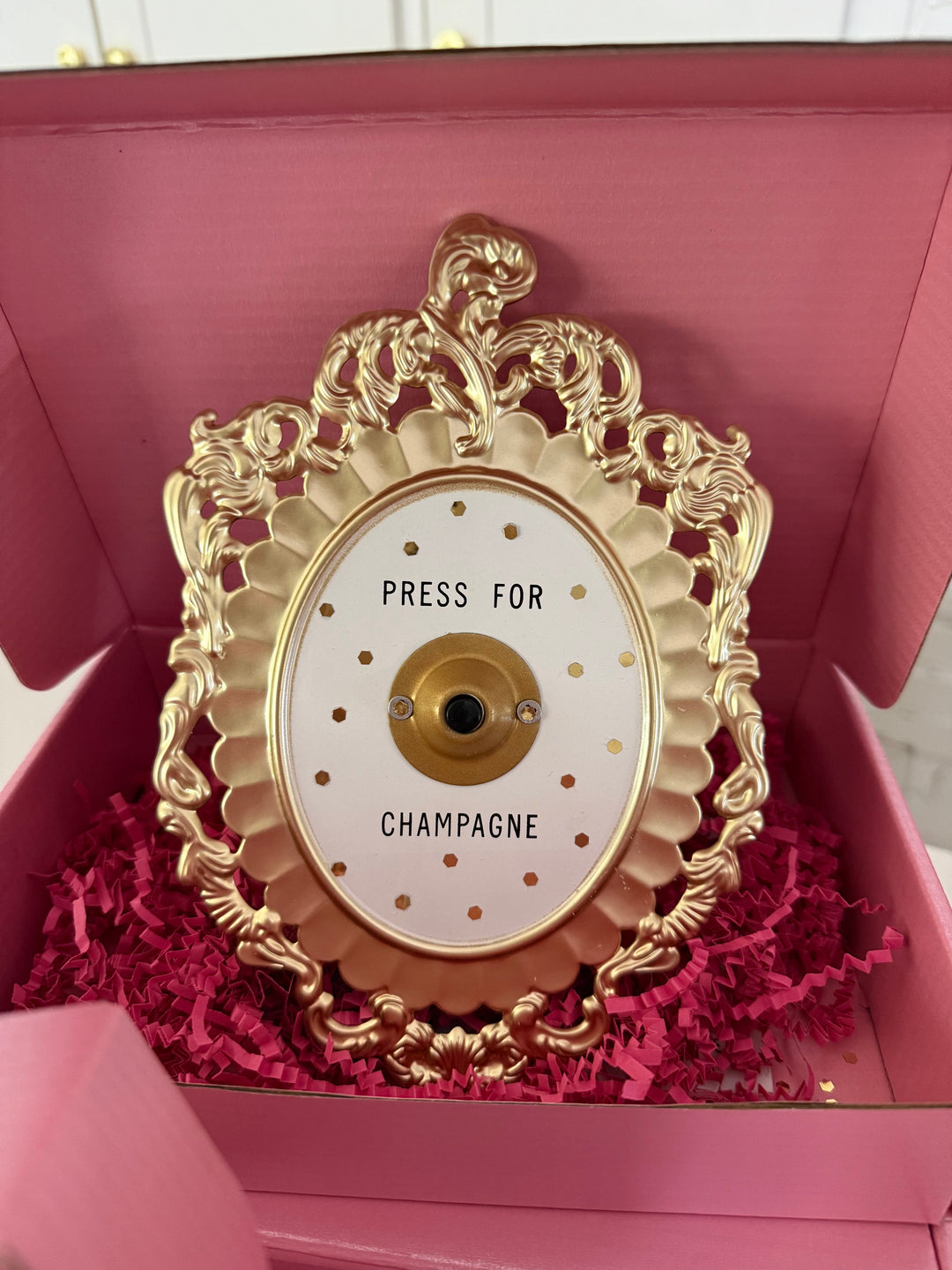 PRESS FOR CHAMPAGNE