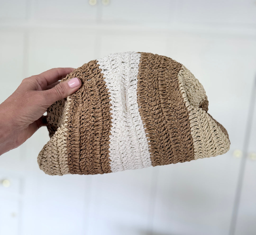 STELLA CLUTCH