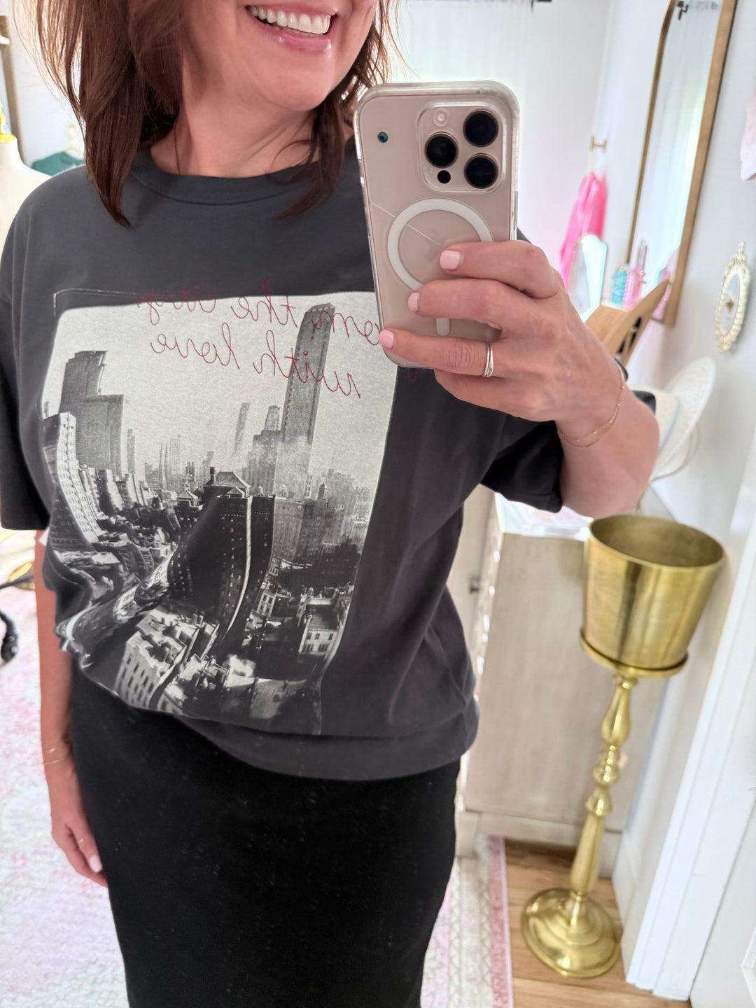 BIG APPLE CITY Tee
