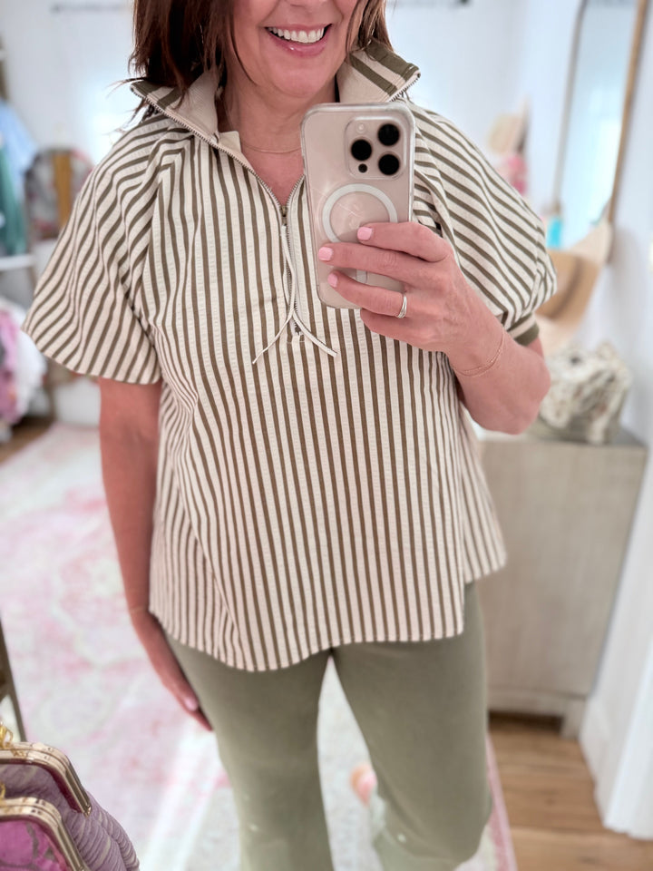 TUCKER Top