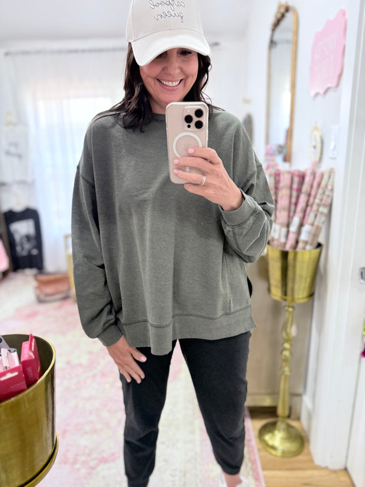 MODERN WEEKENDER Crew-Neck