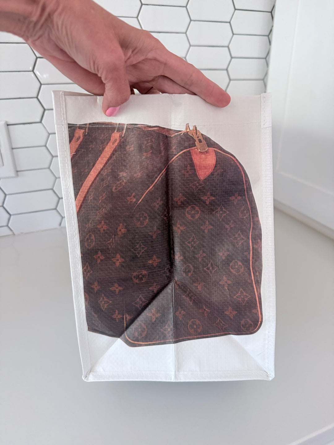 LUX SHOPPER