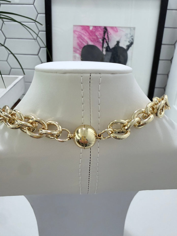 ERIN Magnetic Necklace