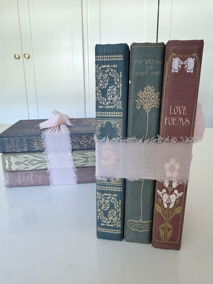VINTAGE BOOK Journal